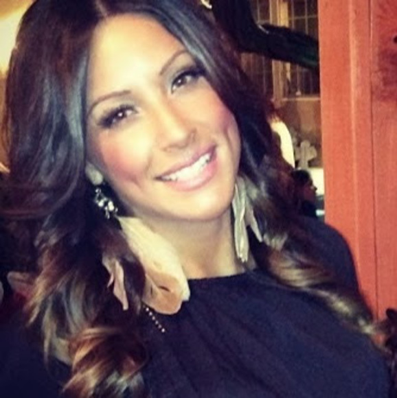 Meet your Posher, Amanda - Picture 1 of 1